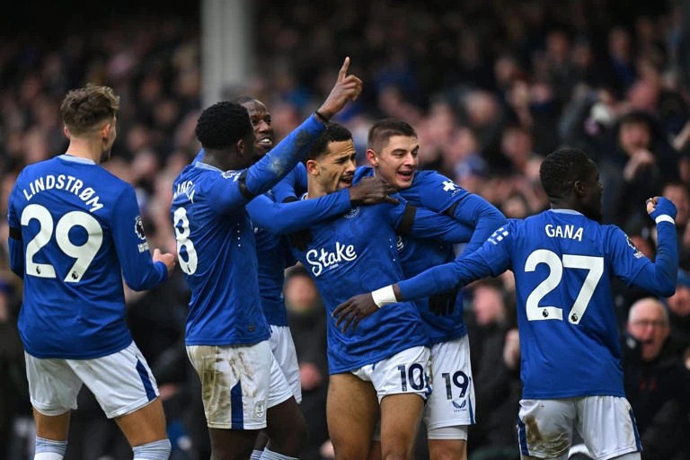 Idrissa Gueye confident Everton teammate owns qualities for future greatness